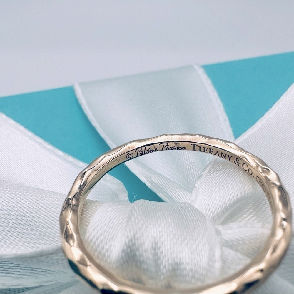 Tiffany & Co. 18K Rose Gold Hammered Ring by Paloma Picasso with Packaging - Picture 6 of 10